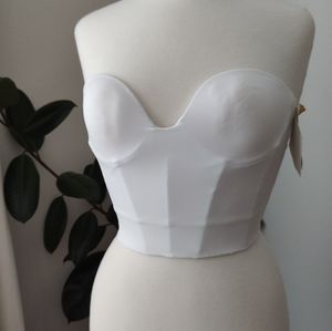White strapless bra